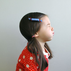 Bon Bon Hair Clip - Little Citizens Boutique
 - 1