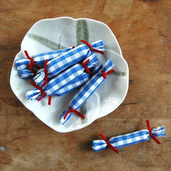 Bon Bon Hair Clip - Little Citizens Boutique
 - 3