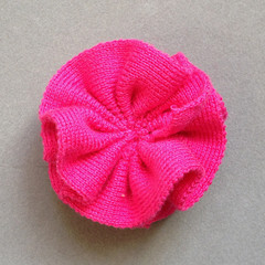 Brooch Flower Pin - Magenta - Little Citizens Boutique
 - 2